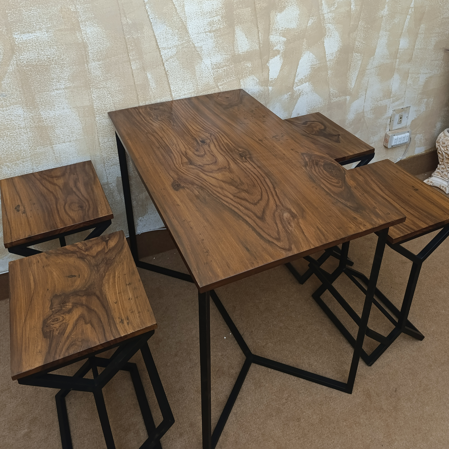 Handcrafted Rustic Sheesham Dining Table with Metal Stools – Modern Industrial Style