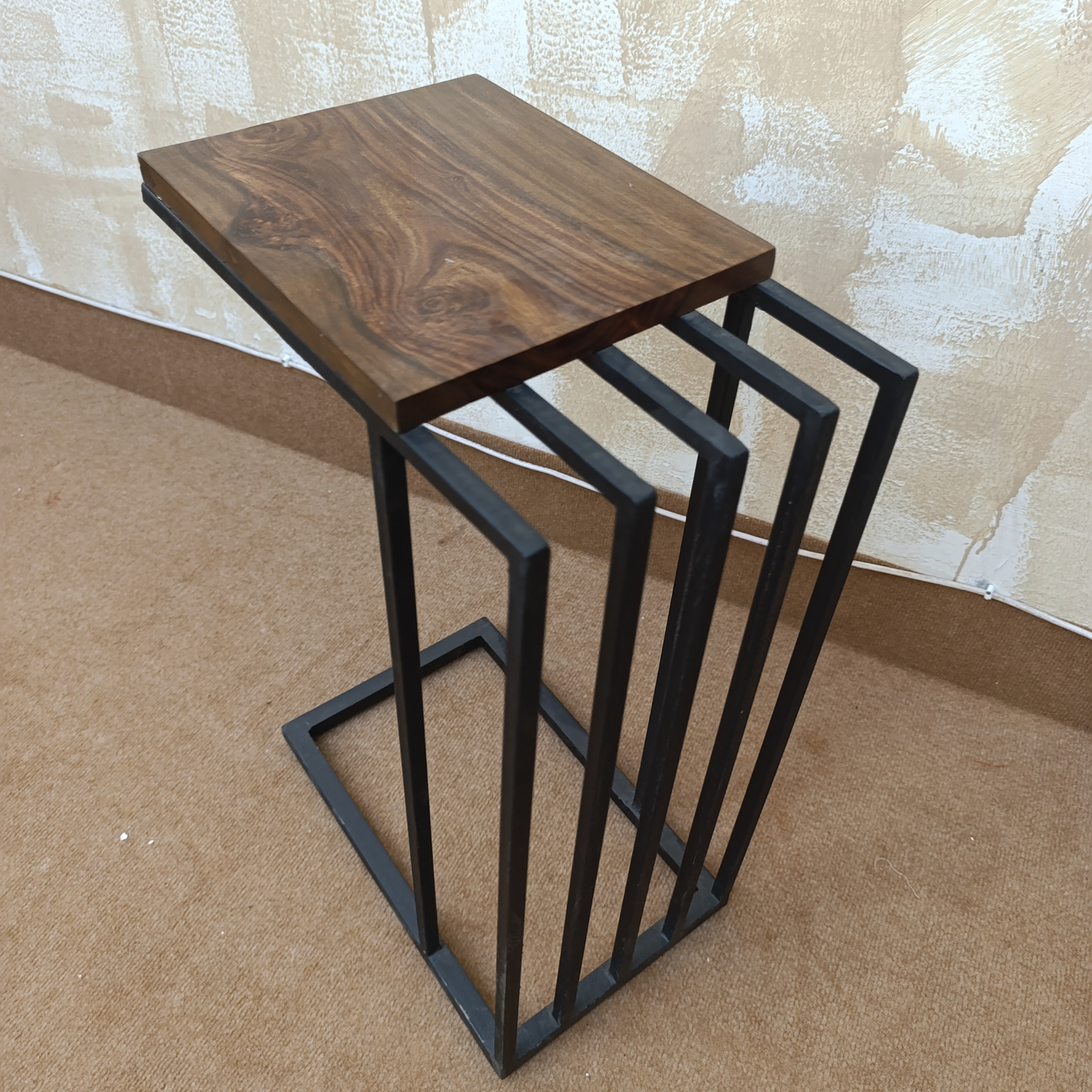 Modern Sheesham Wood Side Table with Metal Frame – Living Room Furniture