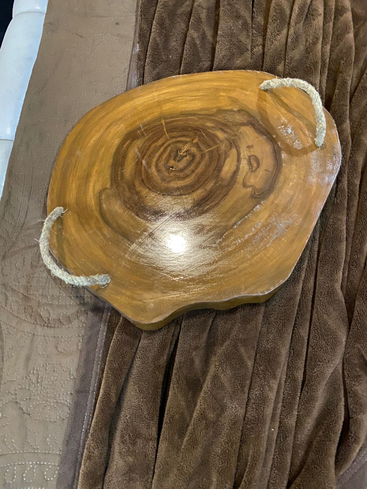 Adaptivo rustic live edge Sheesham serving tray with rope handles