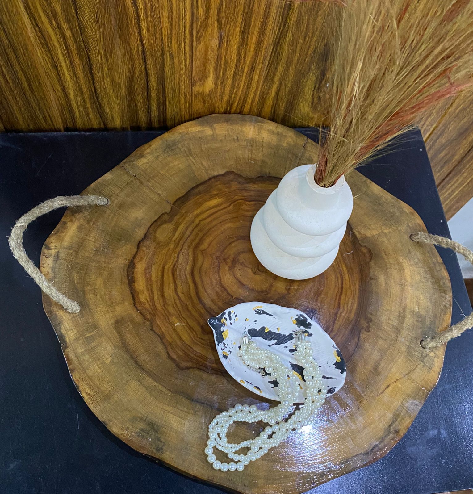 Adaptivo Furniture Sheesham live edge wooden tray with rope handles