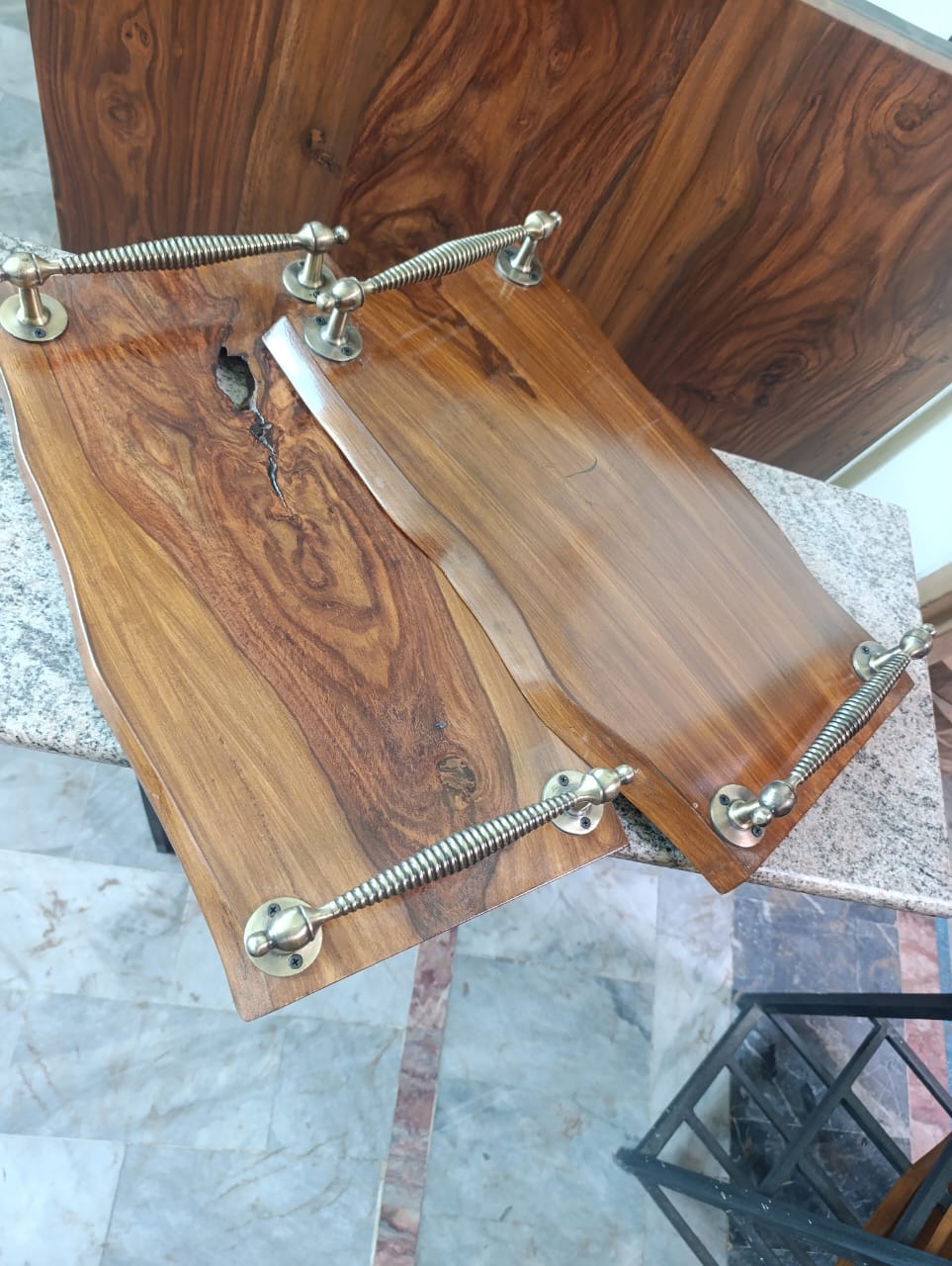 Adaptivo Furniture Sheesham serving tray with built-in handles