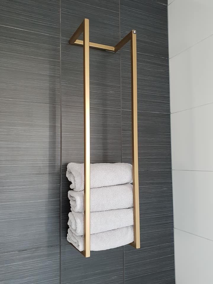 Wall-mounted solid metal bathroom towel shelf for towels & essentials