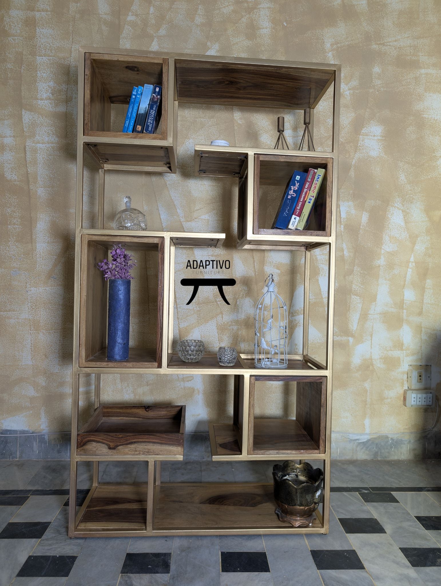 Metal and wood tall standing shelf with pure Sheesham shelves – Adaptivo