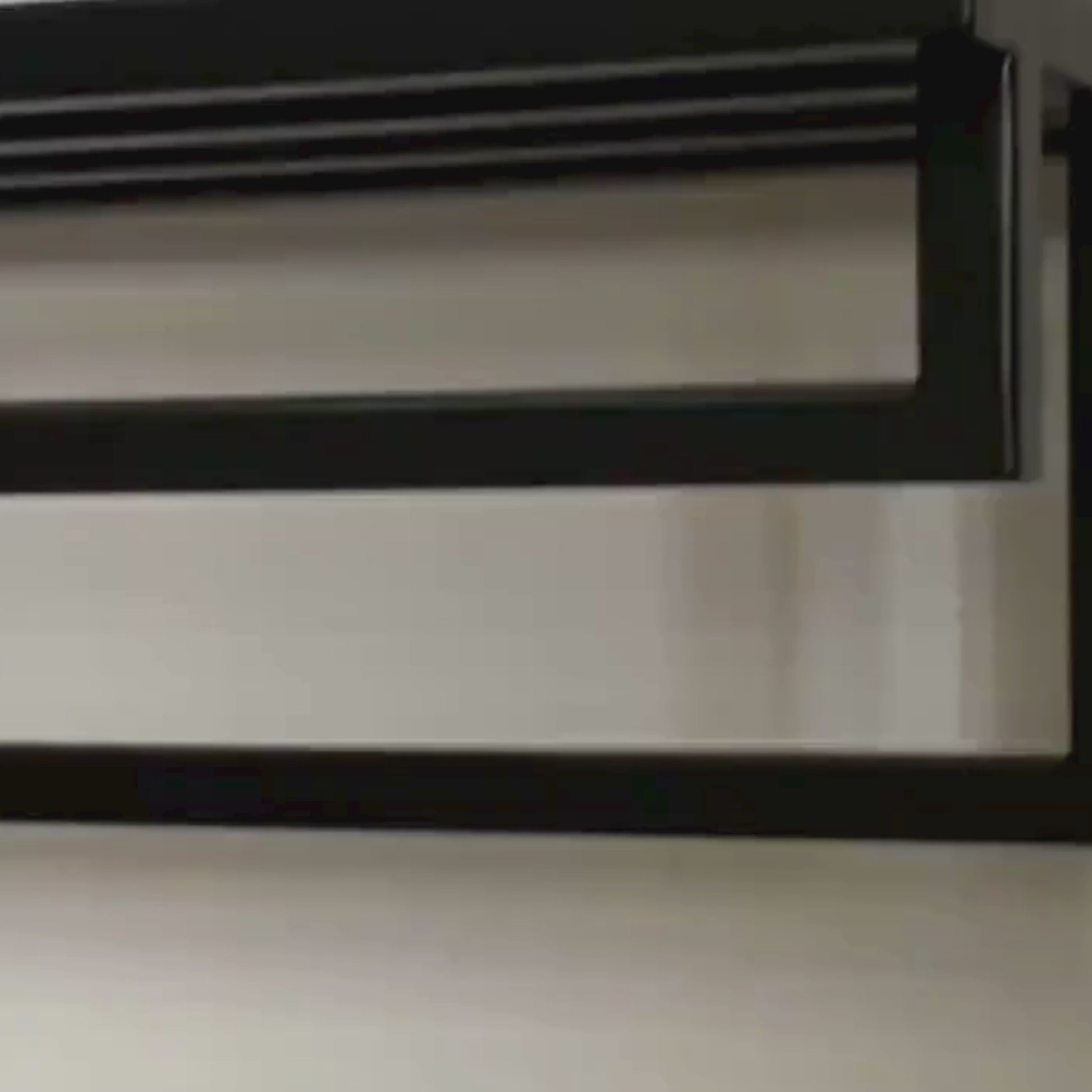 Modern Metal Towel Rack – Elegant Storage for Bathrooms | Adaptivo Furniture